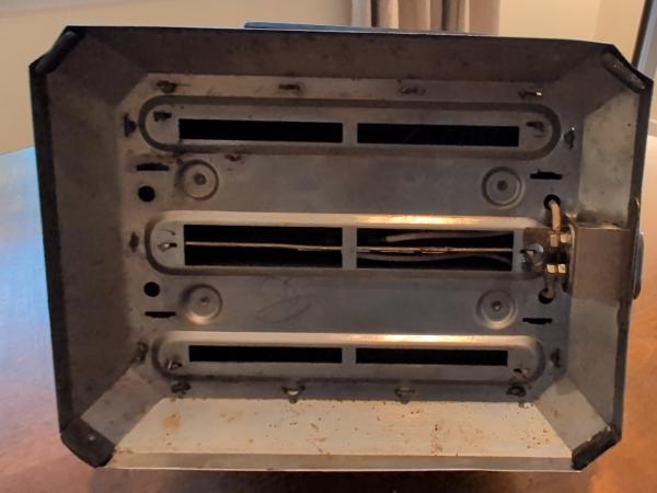 Bottom. Get a load of this junction box. Yeeps