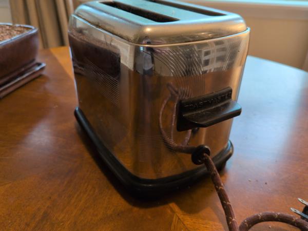 Rear view with electrical cord